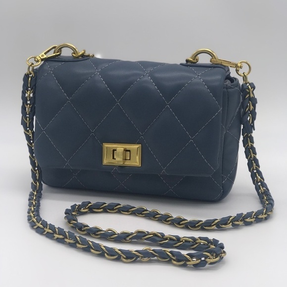 Small Quilted Pearl Flap Bag - Picture 7 of 7